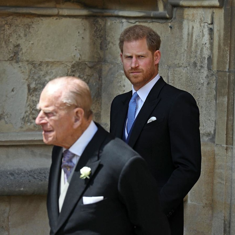 بعد إعلان وفاة دوق إدنبرة.. هل سيحضر الأمير هاري جنازة جده؟