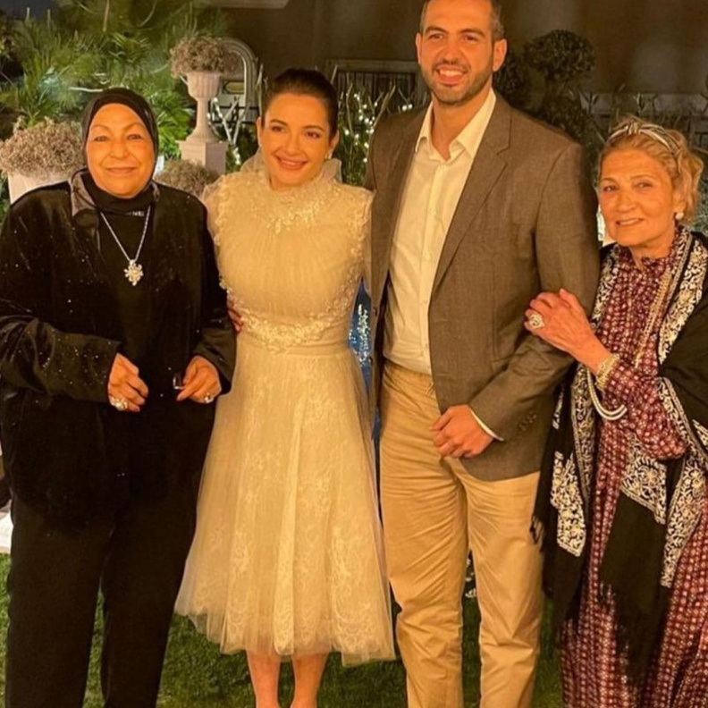 خطوبة شام الذهبي