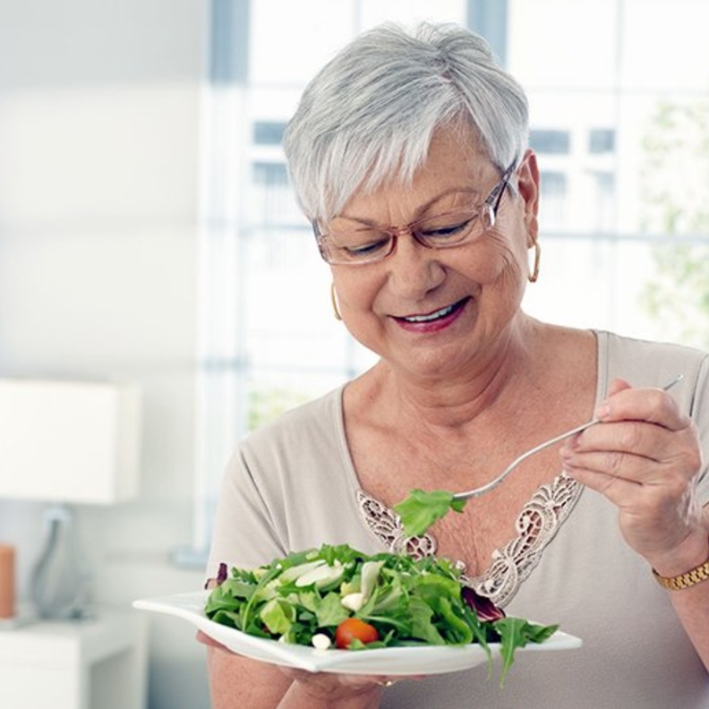 ماهي فوائد الصيام لكبار السن