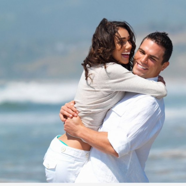  الأزواج الأكثر قربا عادة ما يكون لديهم ما يشبه اللغة الخاصة أو التعابير الخاصة التي لا تعني الكثير لسواهم