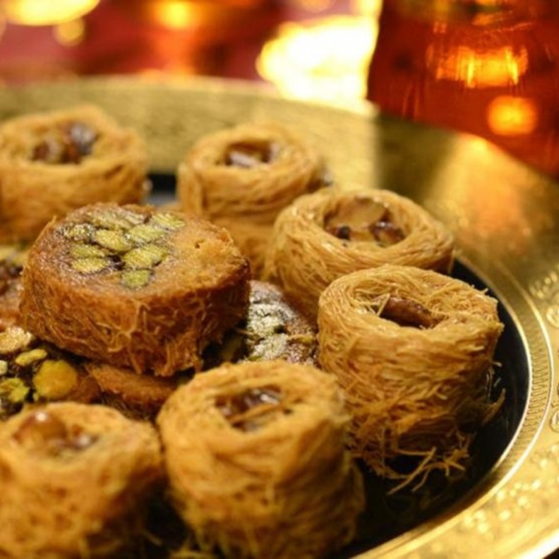  ما هو الوقت المناسب لتناول الحلويات في شهر رمضان