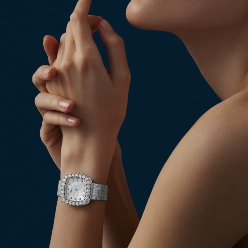 ساعة L’Heure du diamant.. استعراض باهر لمهارات Chopard العريقة