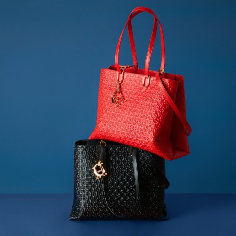 كارولينا هيريرا تقدم مجموعة رمضان