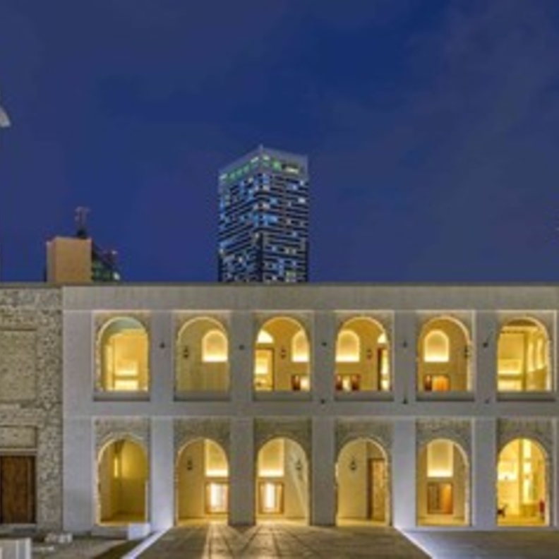 قصر الحصن.. وجهة إماراتية تاريخية ساحرة ووجهة مثالية للزيارة في رمضان