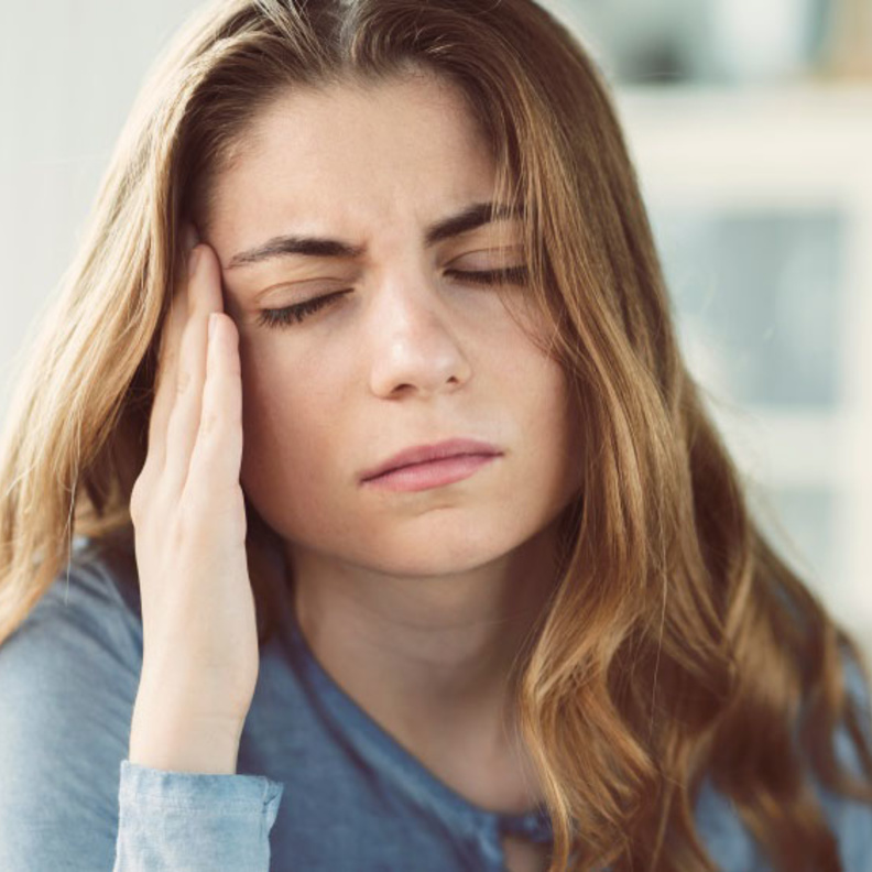 ما هي اسباب الصداع النصفي في رمضان واهم النصائح للتغلب عليه