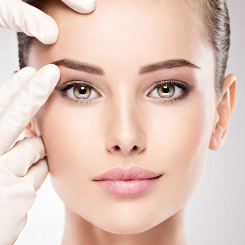  الفرق بين الفيلر والخيوط لشد الوجه وأيهما أفضل 