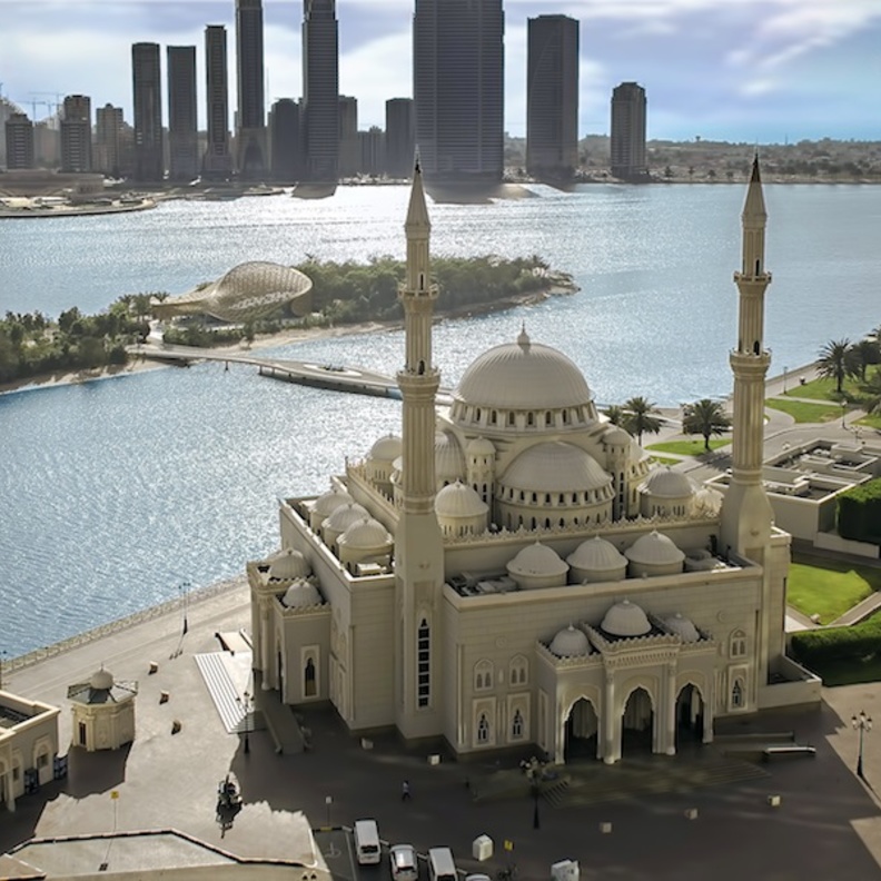  مسجد النور في الشارقة