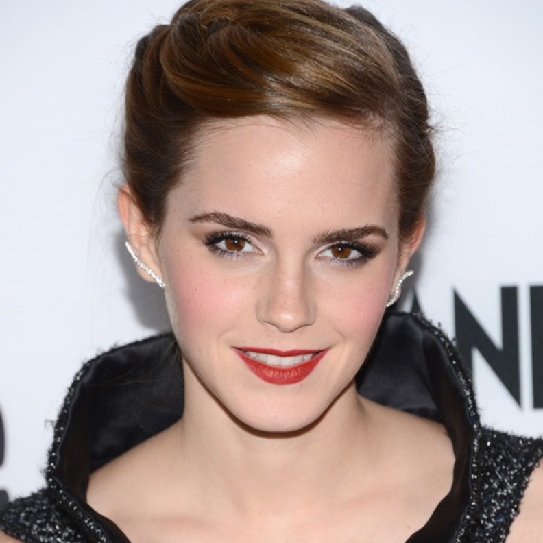  اختيارات إيما العصرية للأقراط