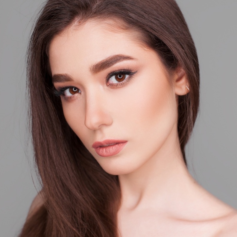 طريقة عمل مكياج ناعم لرمضان 2021