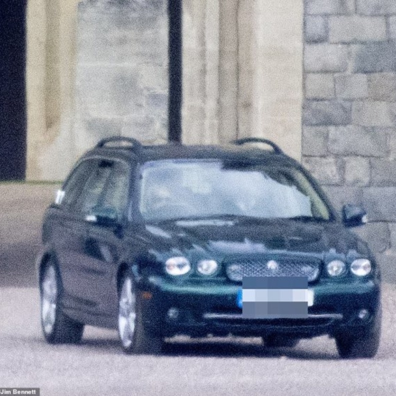 أول ظهور علني لملكة بريطانيا منذ الإعلان عن وفاة الأمير فيليب