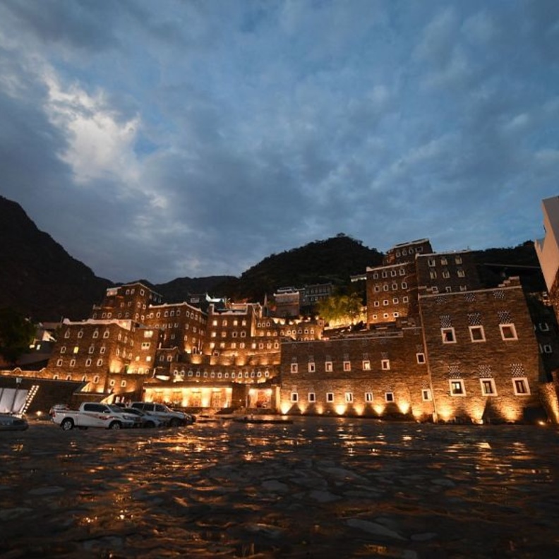 بلدة العلا القديمة وجهة تراثية ساحرة