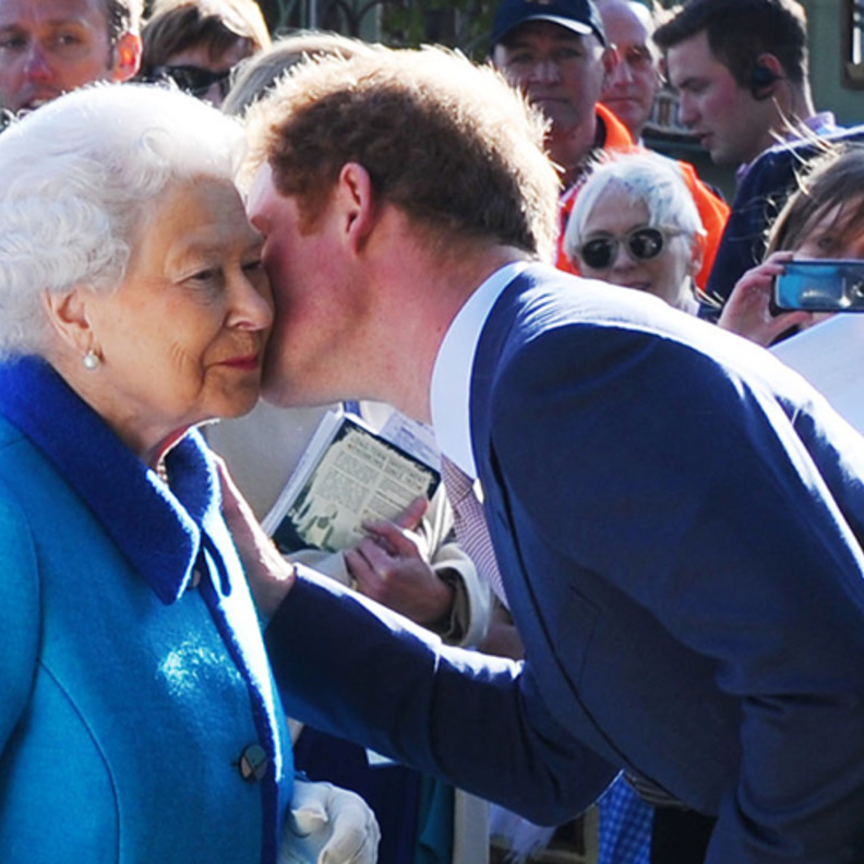 لهذا السبب قد يمد الأمير هاري إجازته في بريطانيا