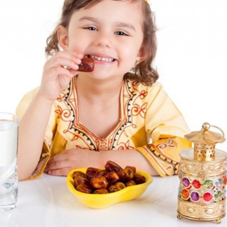 فوائد التمر للأطفال في رمضان