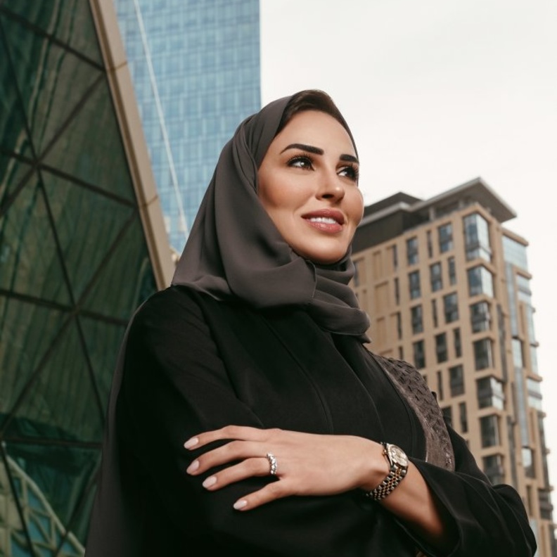 المديرة التنفيذية للموارد البشرية، إسراء الغزيوي