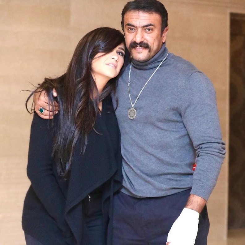 احمد العوضي وياسمين عبد العزيز 