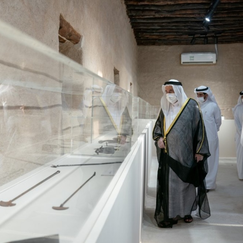 حصن خور كلباء.. وجهة سياحية ساحرة على أرض الإمارات- المصدر وكالة أنباء الإمارات 