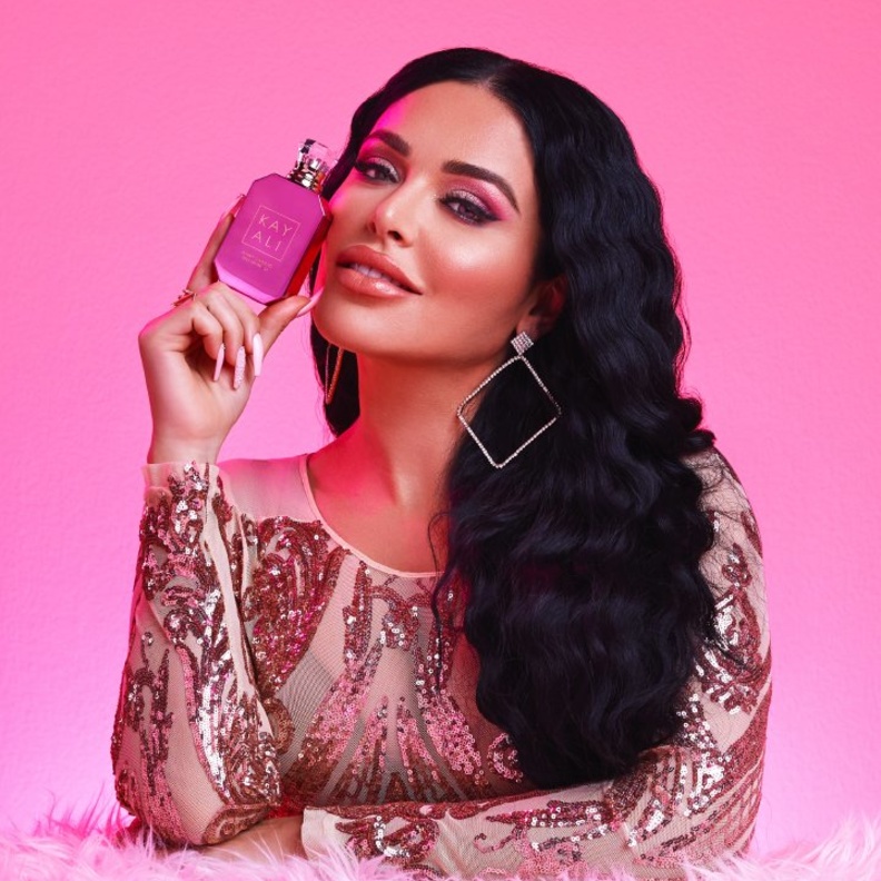 خيالي تطلق عطر سويت دايموند بينك بيبر | 25