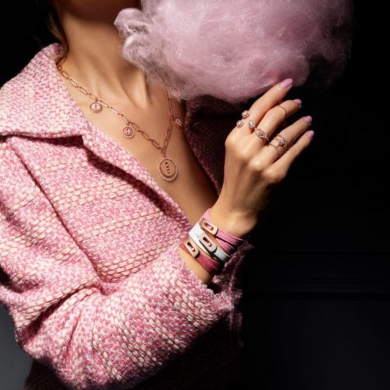 الجلد يفرض حضوره في مجموعة My Move من Messika