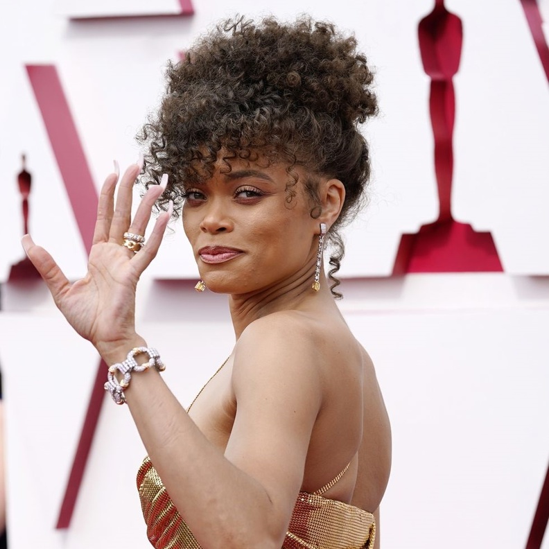  مجوهرات آندرا داي من تيفاني اند كو