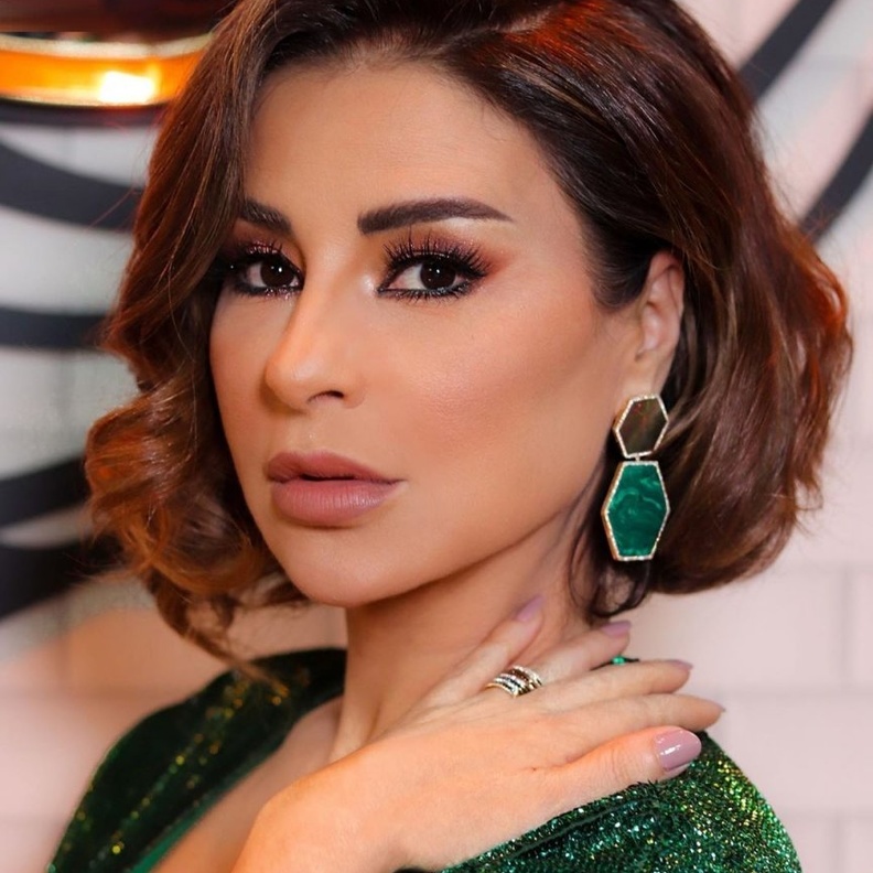  اجمل رسمات مكياج للبشرة القمحية 2021