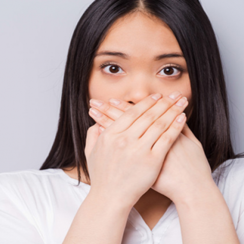 ما علاقة صحة الفم بالإصابة بفيروس كورونا