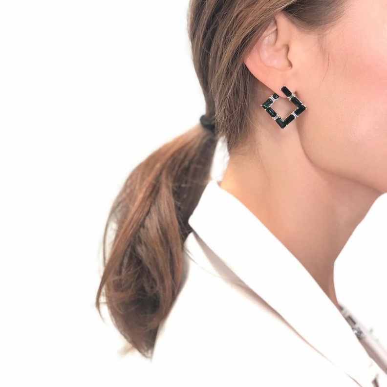 موديلات اقراط اذن صغيرة من دار نورة شوقي