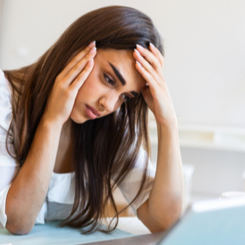  تجاهل تناول السحور قد يتسبب لضعاف البنية في المعاناة من الصداع والغثيان