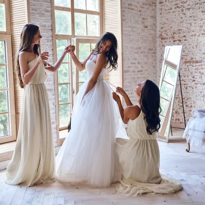  انشغال العروس بمهام التخطيط لحفل الزفاف على حساب الاهتمام بصحتها ورفاهيتها