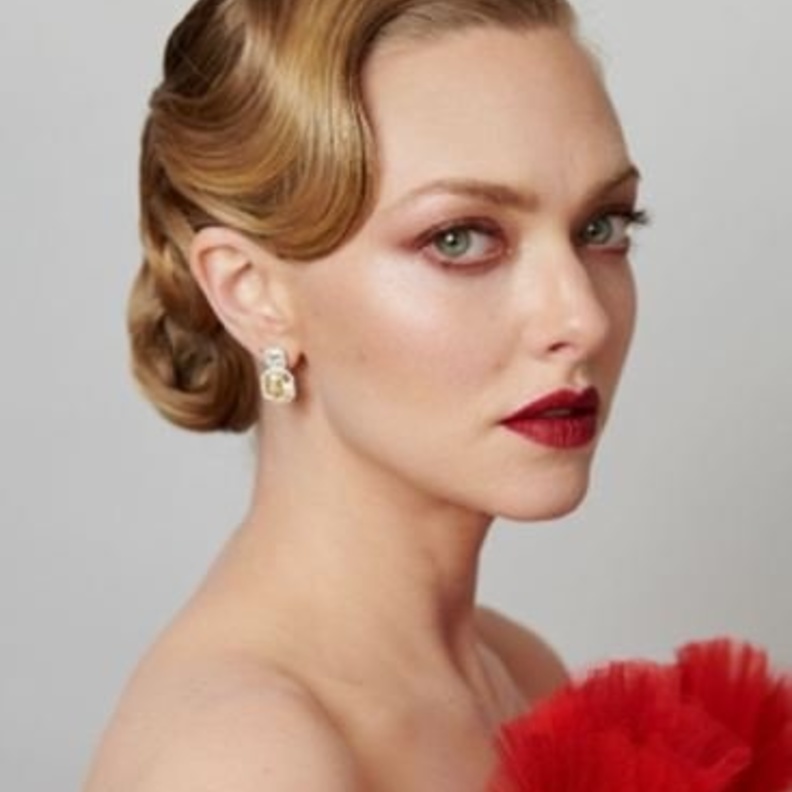 تفاصيل إطلالة ميكاج أماندا سيفريد من Lancôme