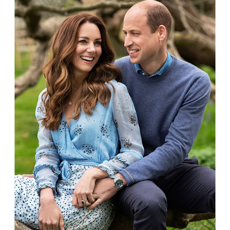 اطلالة كيت ميدلتون ربيعية ورومانسية احتفالاً بذكرى زواجها العاشر