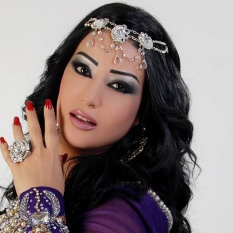 سمية الخشاب