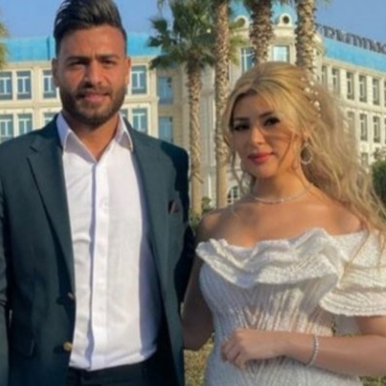 الأمير لويس مع سكارليت لورين سيرج