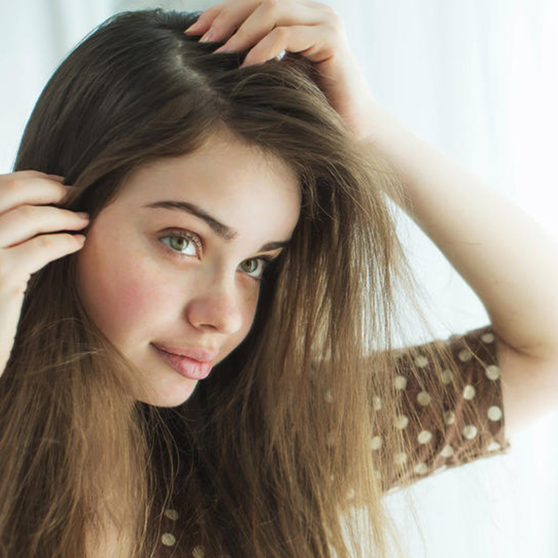 التعافي من كورونا وعلاقته بتساقط الشعر