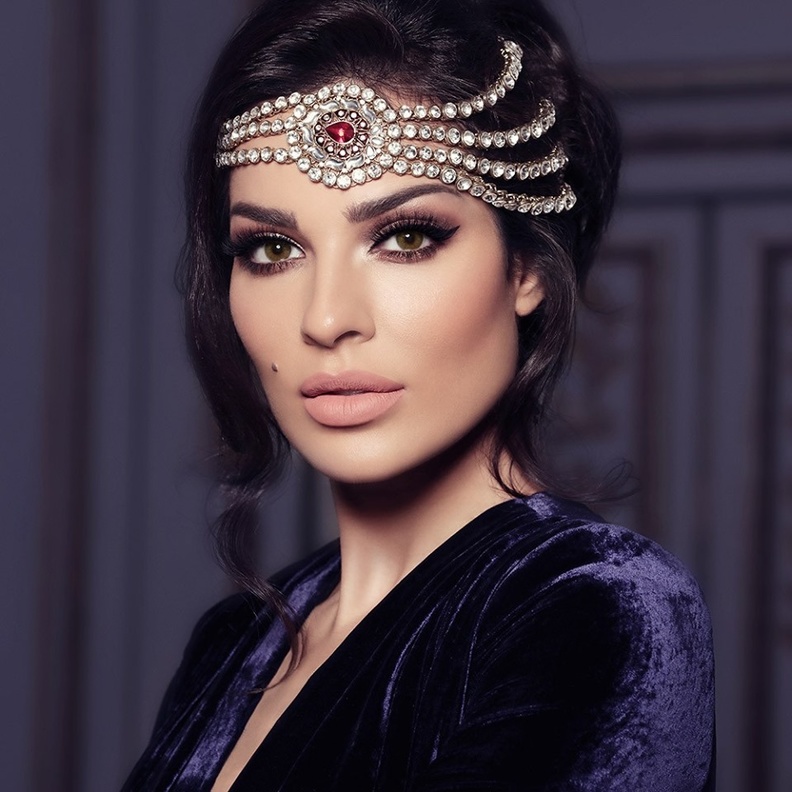 نادين نجيم بطلة مسلسل عشرين عشرين