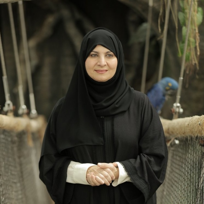 حديث مجلة "هي" مع العضو المؤسس رئيسة مجموعة عمل الإمارات للبيئة السيدة حبيبة المرعشي