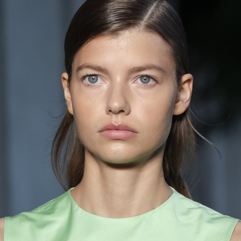 اسرار المكياج النيود لإطلالة نهارية ناعمة في شهر رمضان 2021