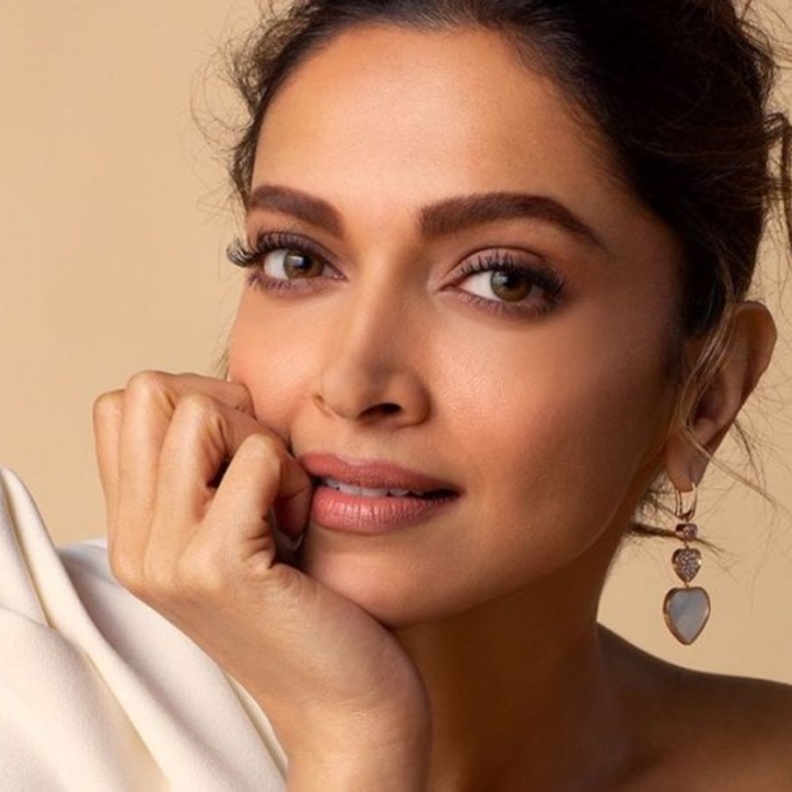 ديبيكا بادوكون تدعو للاهتمام بالصحة النفسية