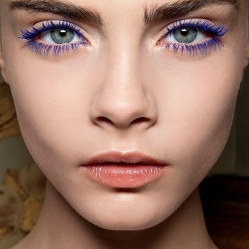  المسكارا الملونة في موسم ربيع 2021