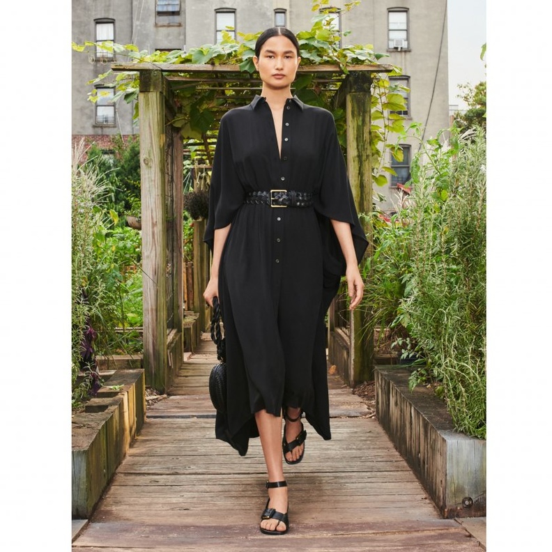 احدث موديلات الفستان القميص من مجموعات صيف 2021