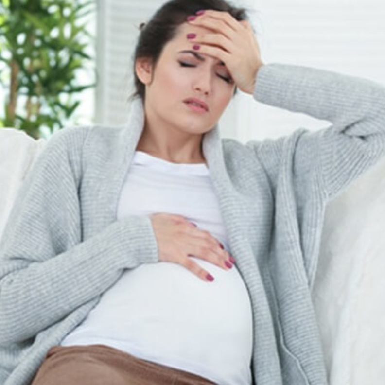 حالات صحية تمنع صيام الحامل