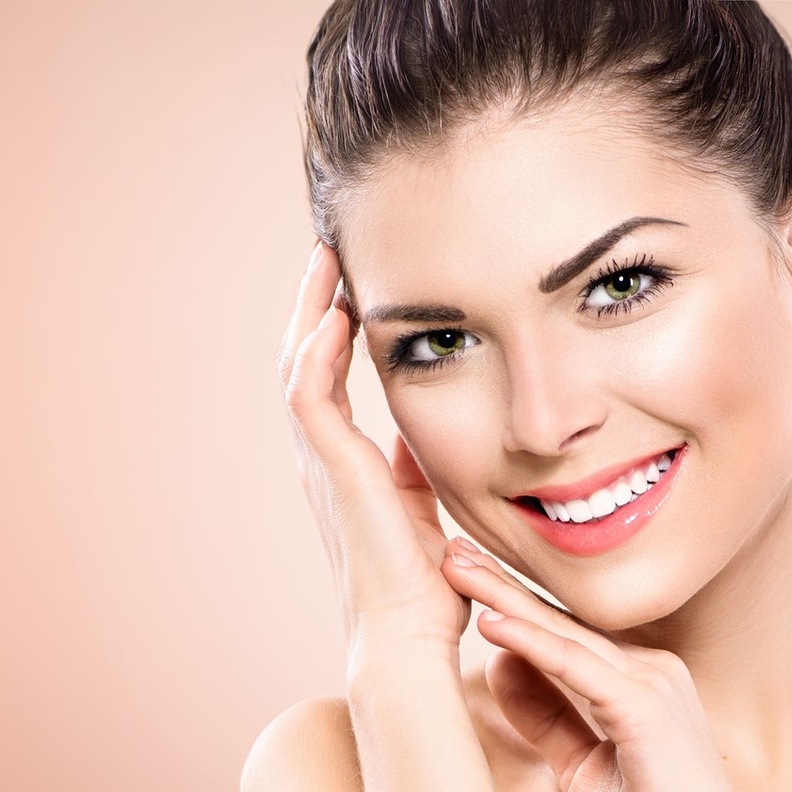 افضل خلطات طبيعية من الطماطم للبشرة الدهنية في رمضان