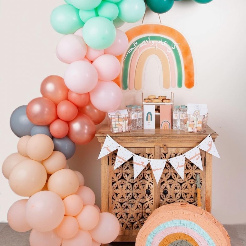 مجموعة قوس قزح العيد من علامة pompomblossom.byzee