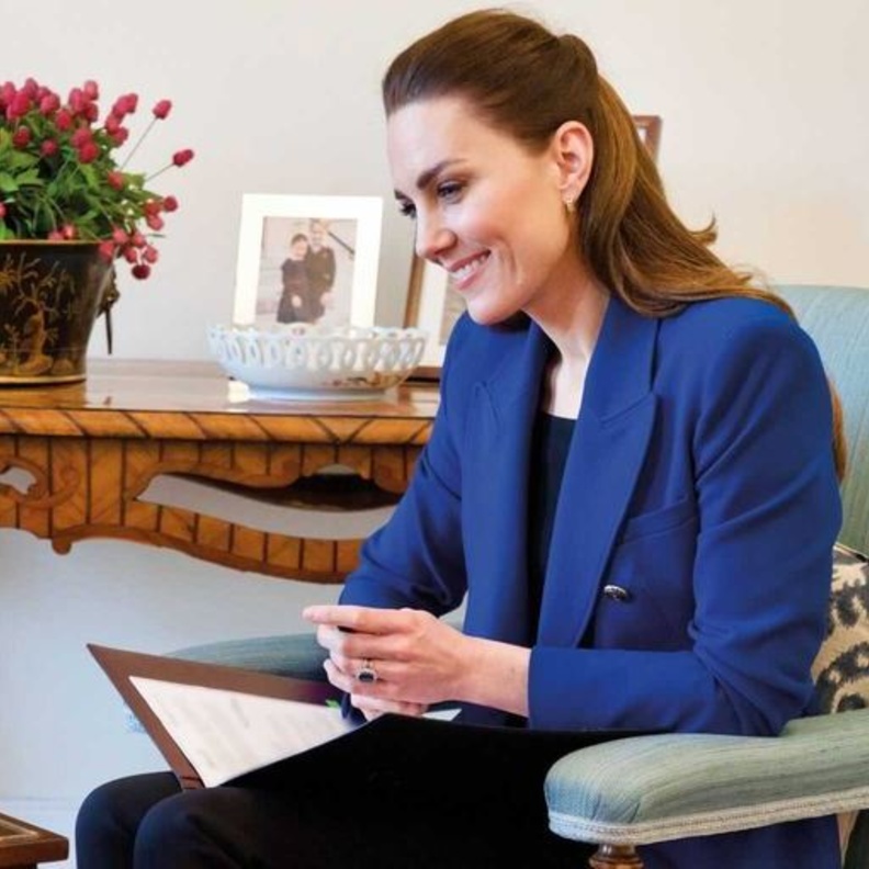 صور احدث ازياء كيت ميدلتون اضافة جديدة الى خزانتها تمنحها إطلالة في غاية الأناقة
