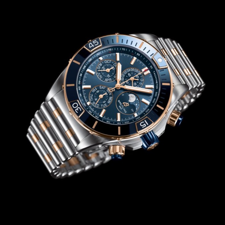 ساعة سوبر كرونومات الجديدة من بريتلينغ