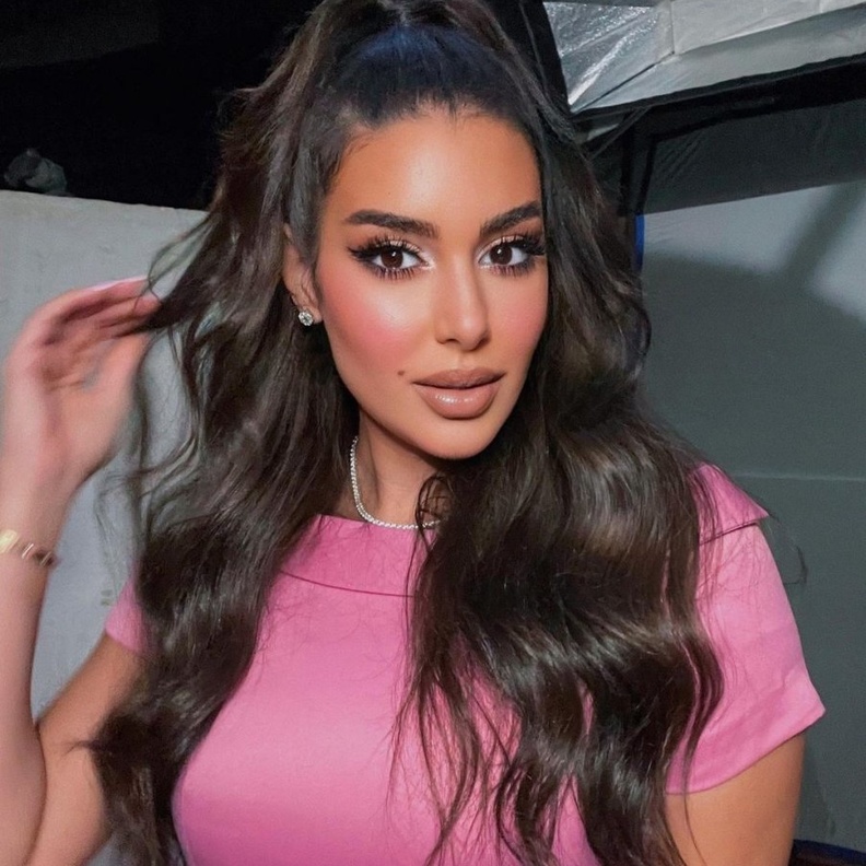 طريقة عمل تسريحات شعر مختلفة مستوحاة من ياسمين صبري