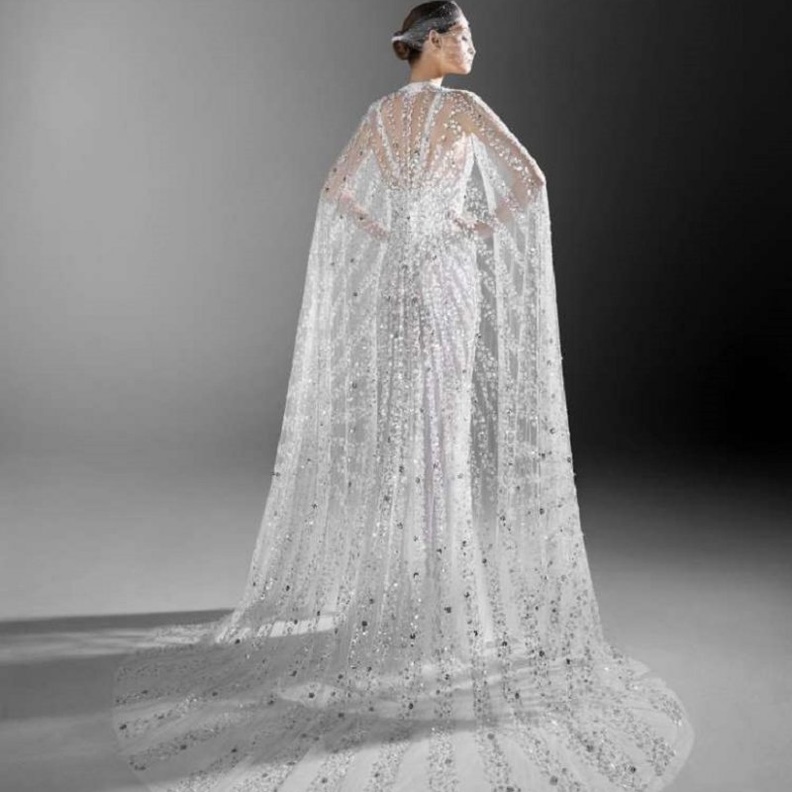 موديلات فساتين زفاف مع كاب من زهير مراد