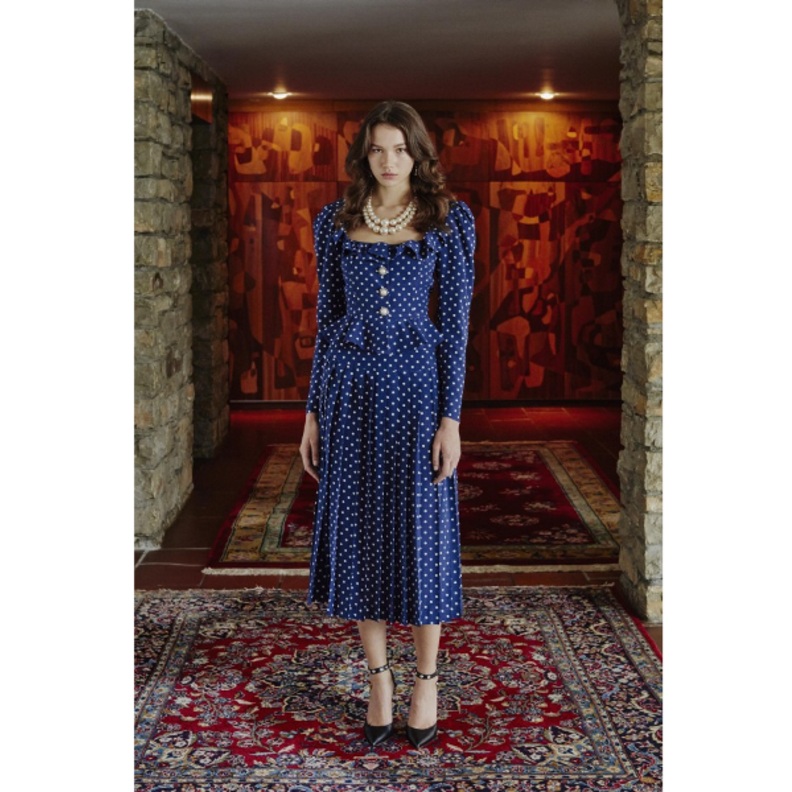 الفستان البولكا دوت من عرض Alessandra Rich