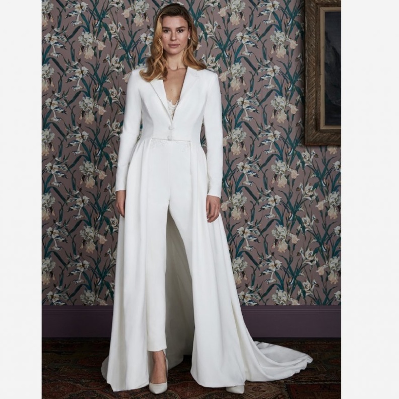  موديلات بدلات لعقد القران من justin alexander