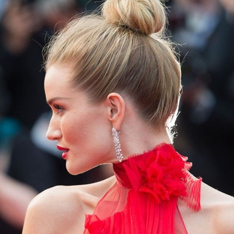 تسريحات شعر الكعكة بأسلوب النجمات