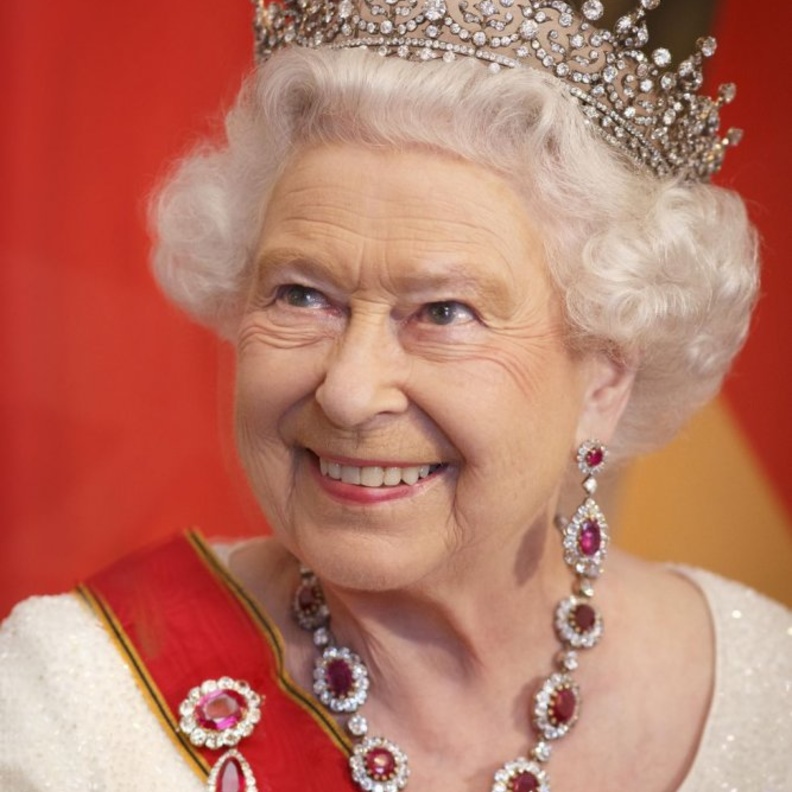 هؤلاء هم أطول أفراد العائلات المالكة حكماً